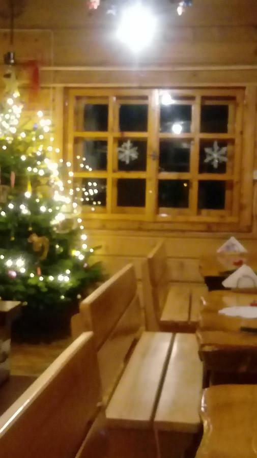 Goralska Czarcia Chata Pod Jalowcem Stryszawa Eksteriør billede